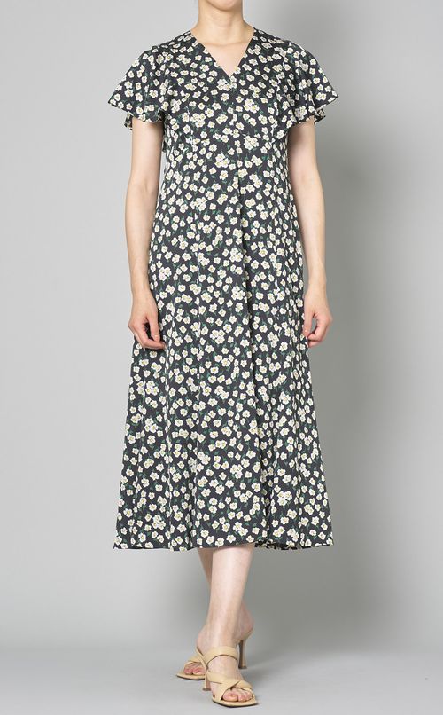 フラワープリントフレアスリーブドレス