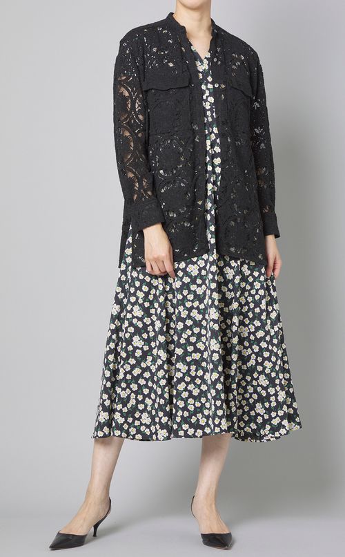 フラワープリントフレアスリーブドレス