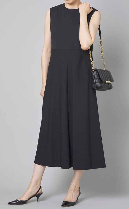 ウールポリスリーブレスドレス