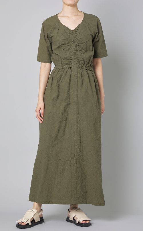 Vネックギャザーロングワンピース