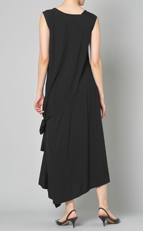 ノットディテールノースリーブワンピース