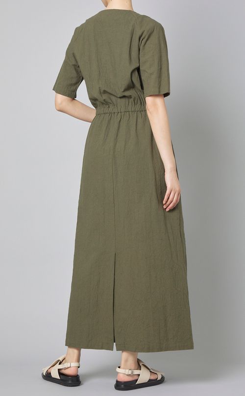 Vネックギャザーロングワンピース