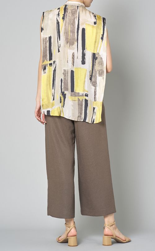 ペインティングノースリーブブラウス