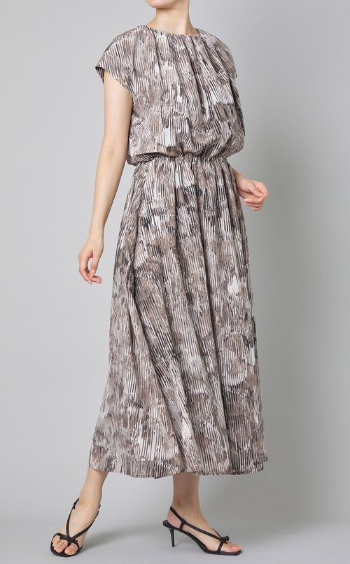 スリーブレスプリントギャザーワンピース