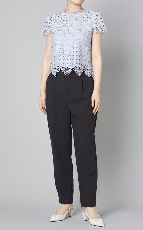 ツイストレースブラウス