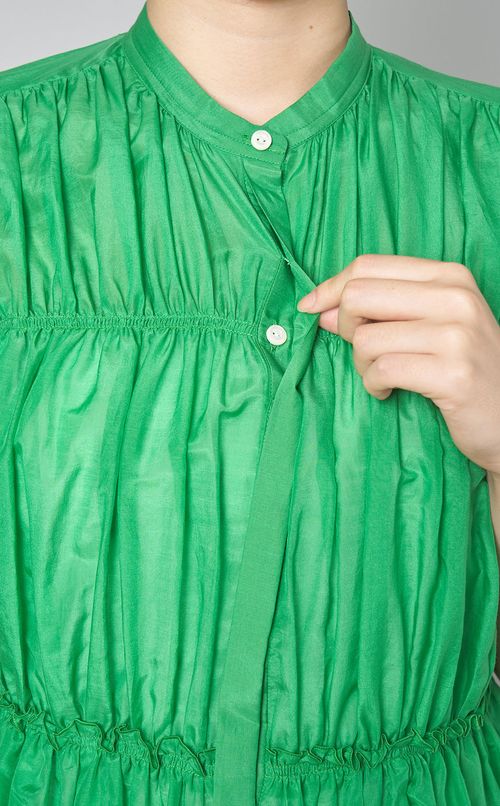 スリーブレスギャザーブラウス