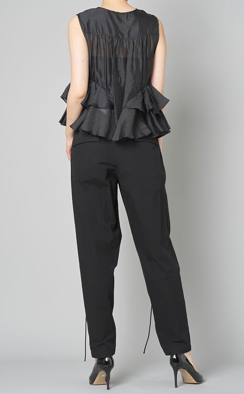 シアーフリルノースリーブブラウス