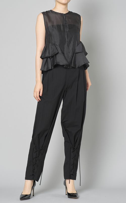 レースアップディテールタックパンツ