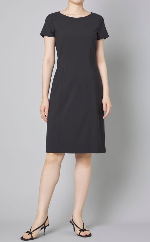 トレーサブルウールハーフスリーブワンピース