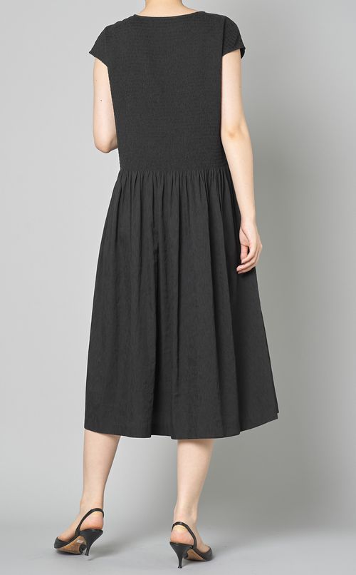 フレンチスリーブシャーリングワンピース