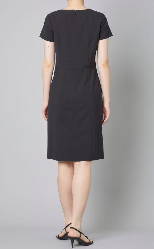 トレーサブルウールハーフスリーブワンピース