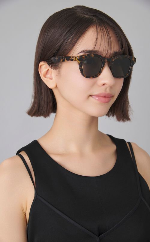 B0039サングラス