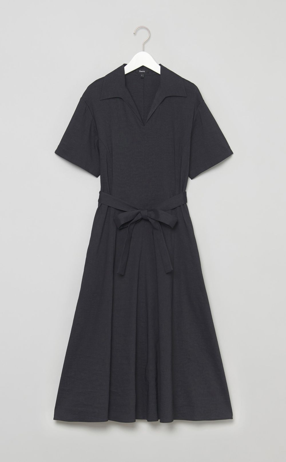 オープンカラーワンピース