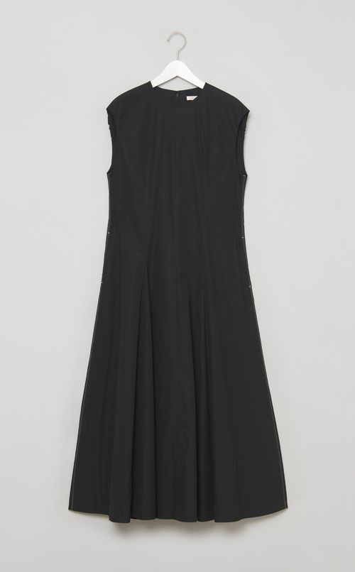 コットンヘムフレアドレス