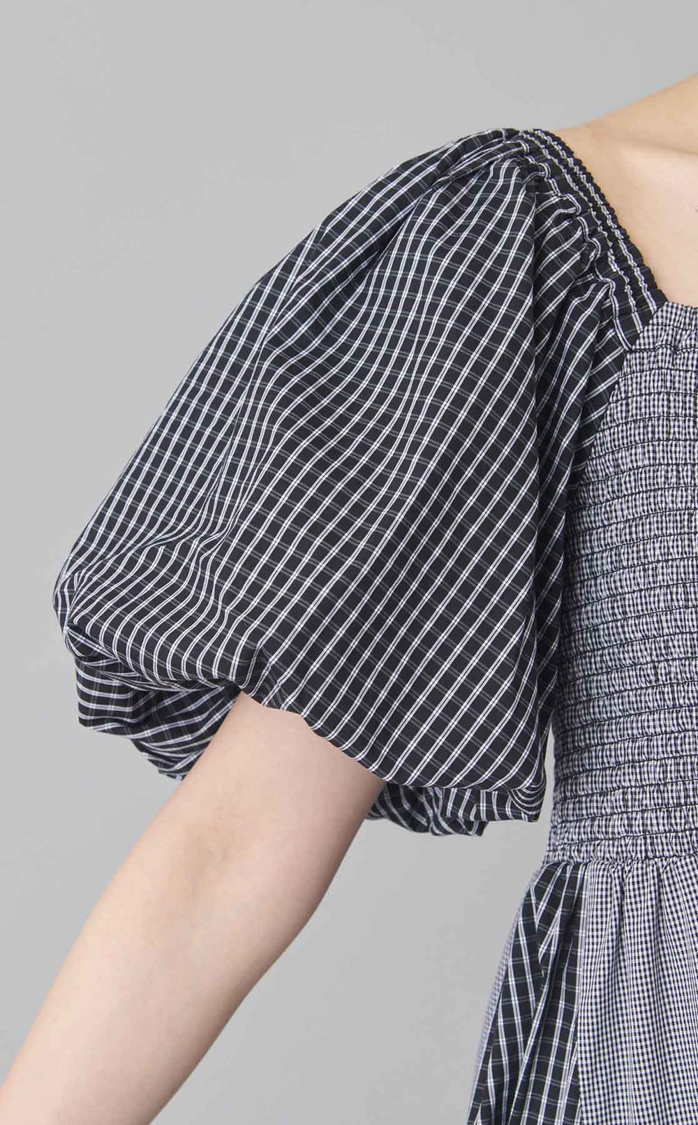 プリントミックスパフスリーブワンピース