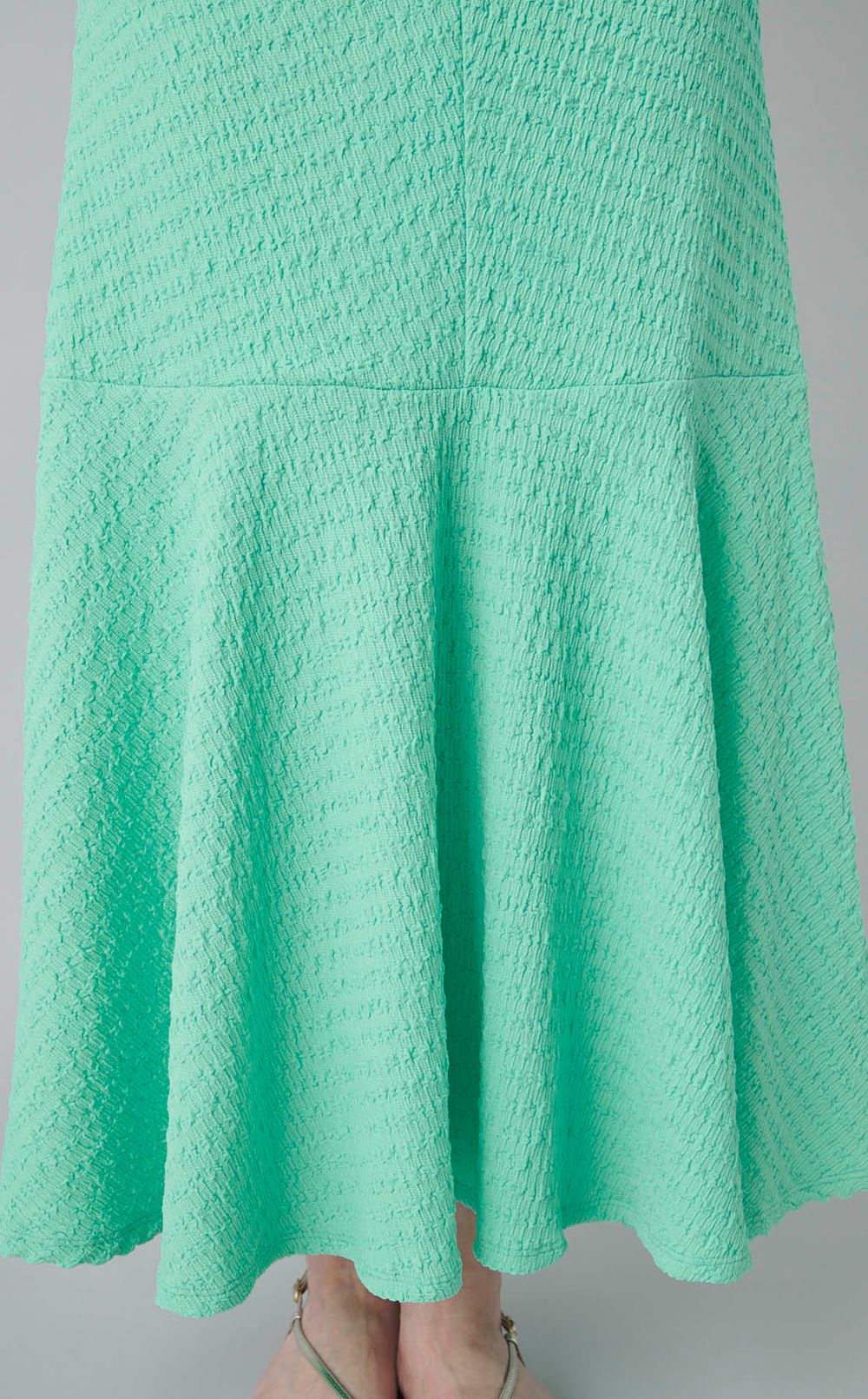 パフスリーブギャザーカットワンピース