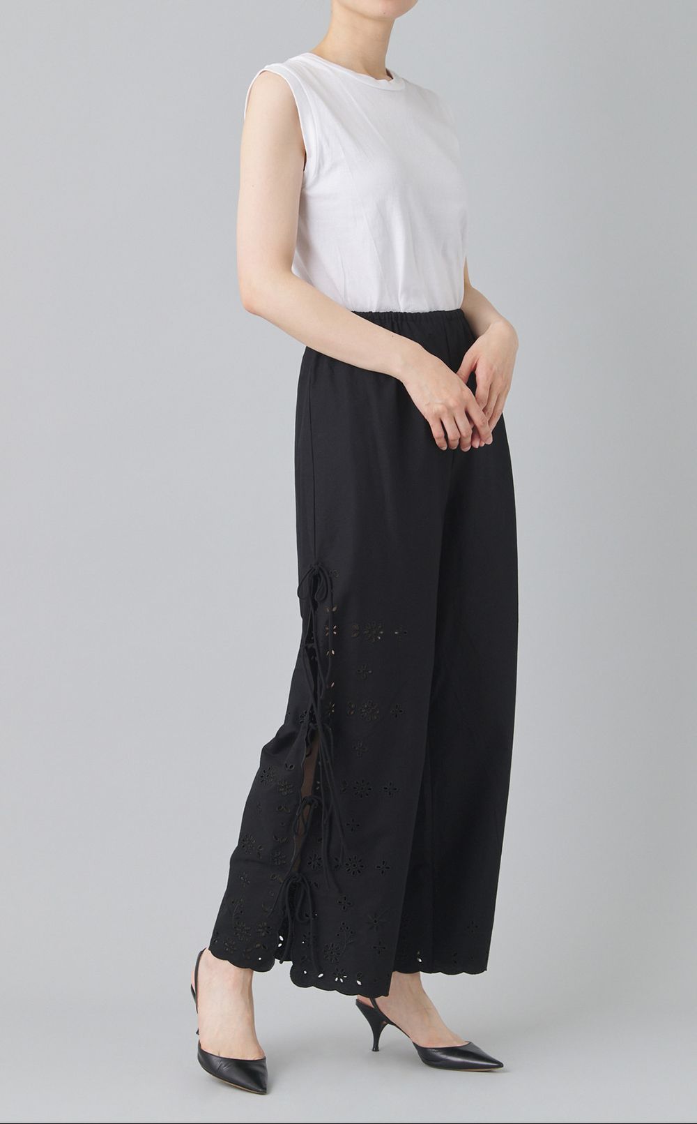 カットワークリボンパンツ