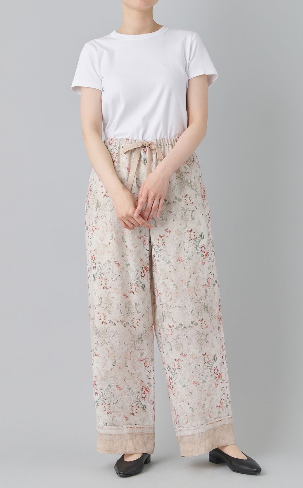 フラワープリントパンツ