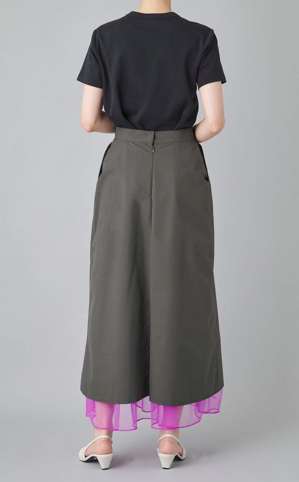 チュールレイヤードナイロンスカート