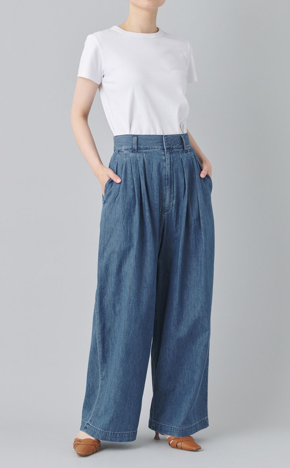 ライトデニムワイドパンツ