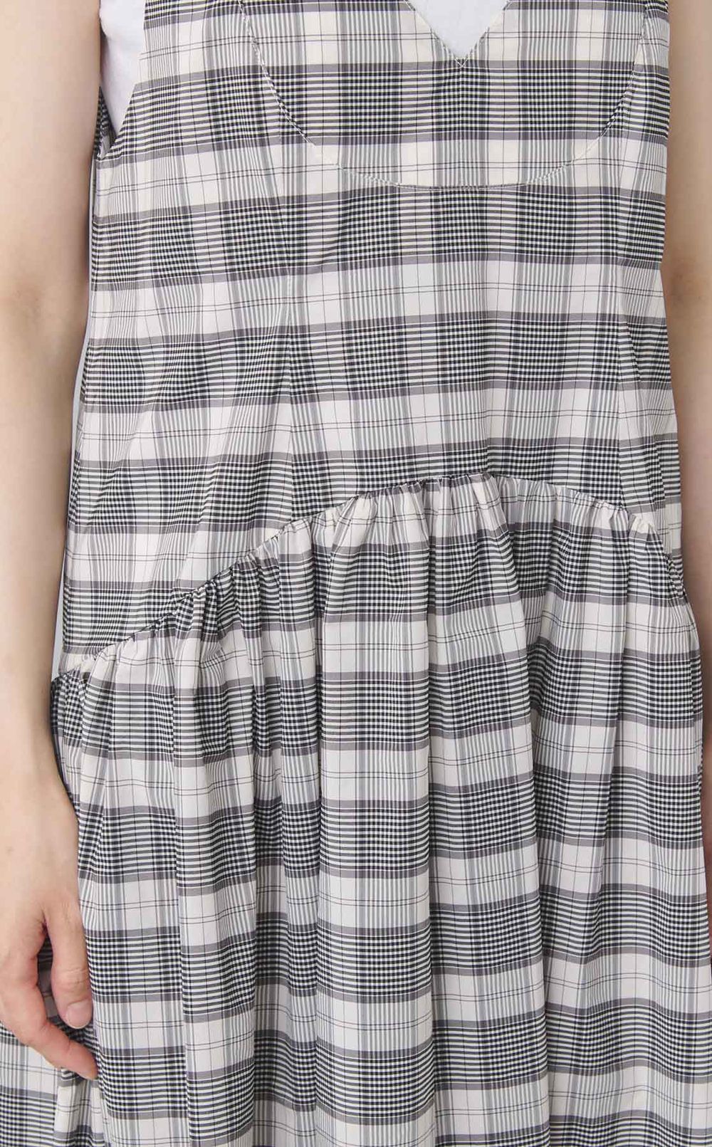 ティアードノースリーブワンピース