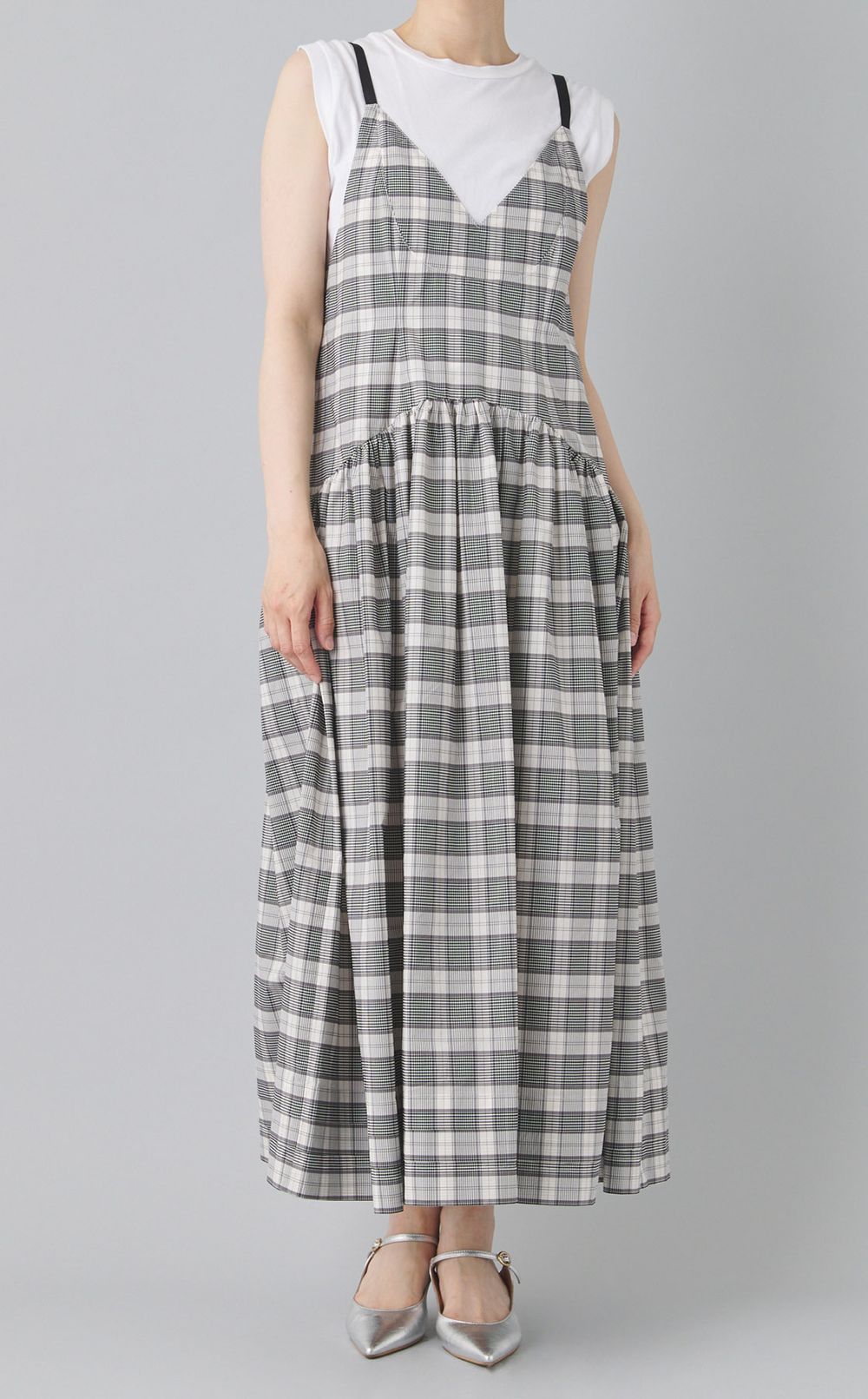 ティアードノースリーブワンピース