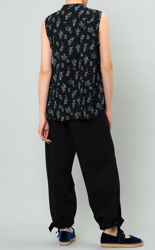 フラワープリントブラウス