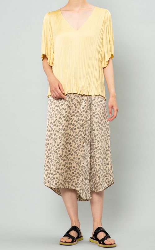 アシンメトリーフラワープリントスカート