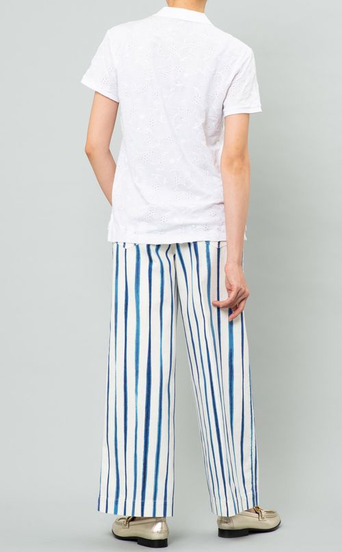 フラワーエンブロイダリーポロシャツ