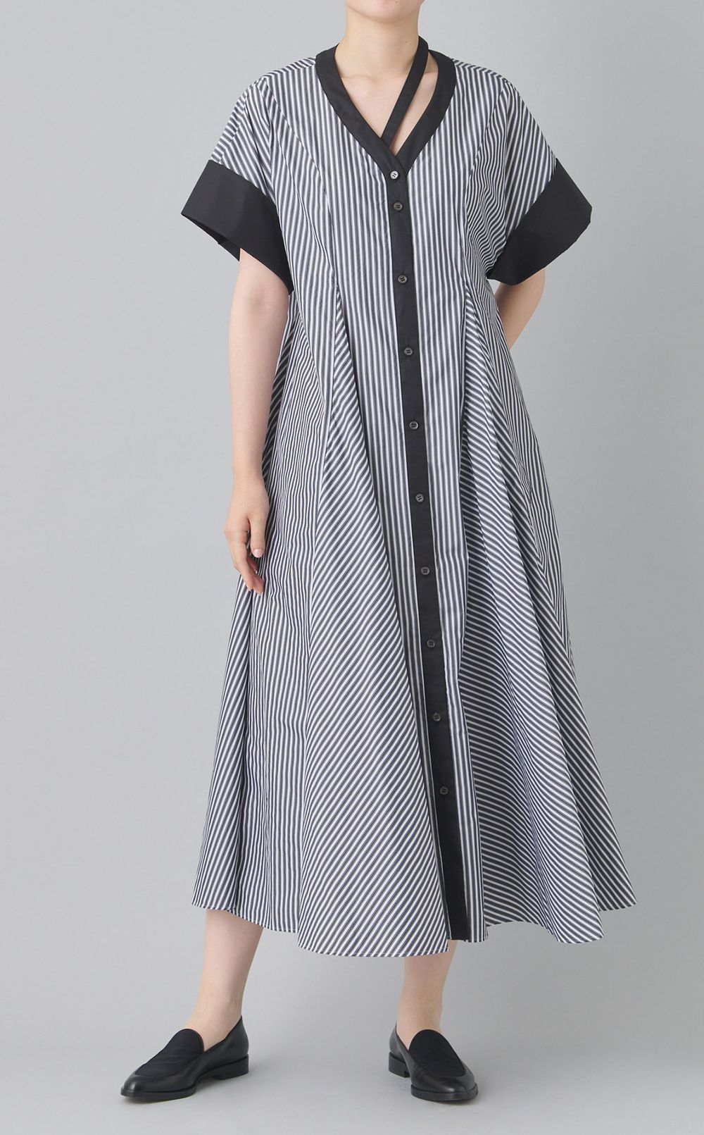 ストライプフレアワンピース