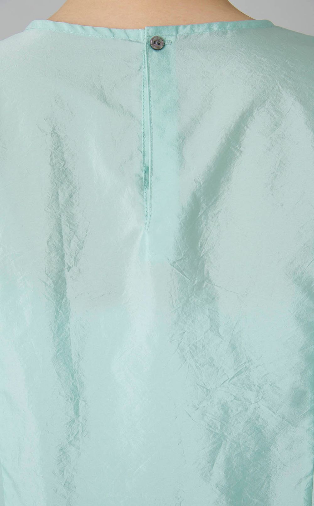 リボンパフスリーブブラウス