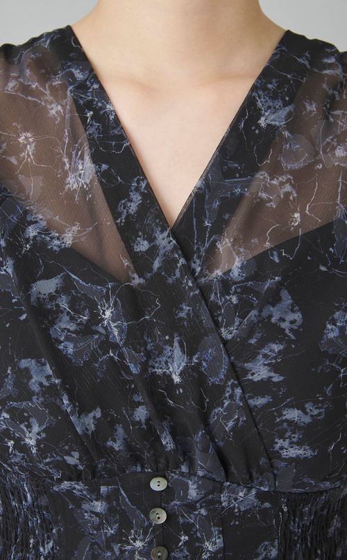 ラインフラワープリントワンピース