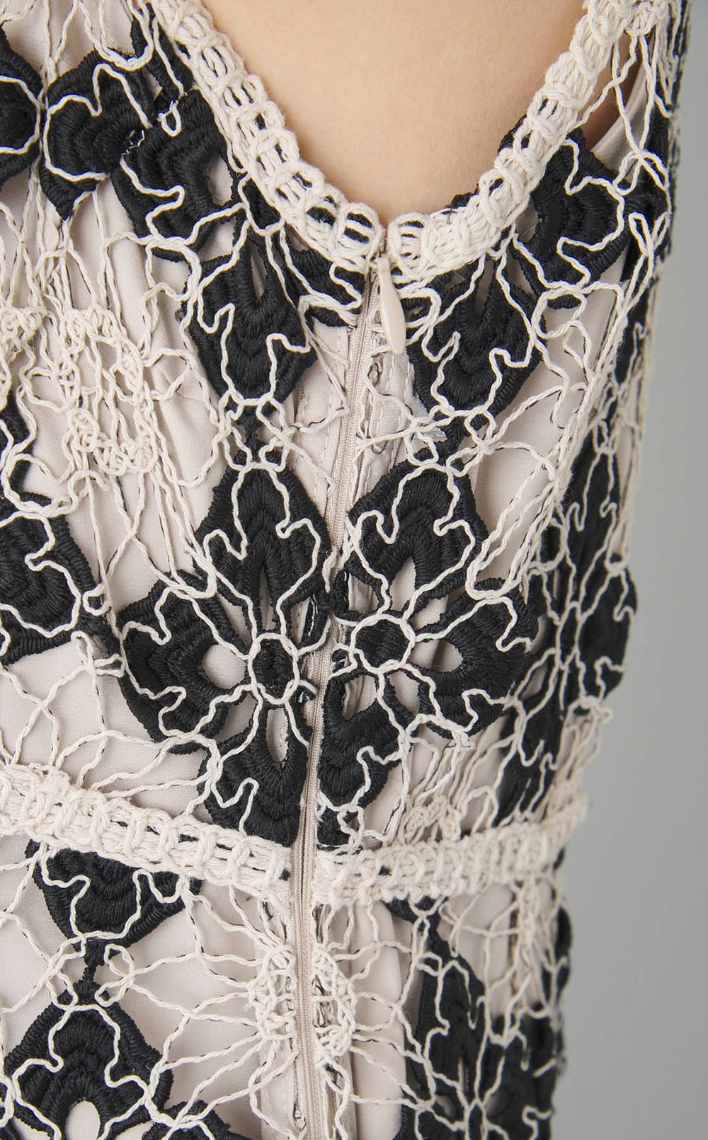 ケミカルコードレースワンピース