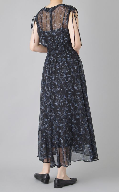 ラインフラワープリントワンピース