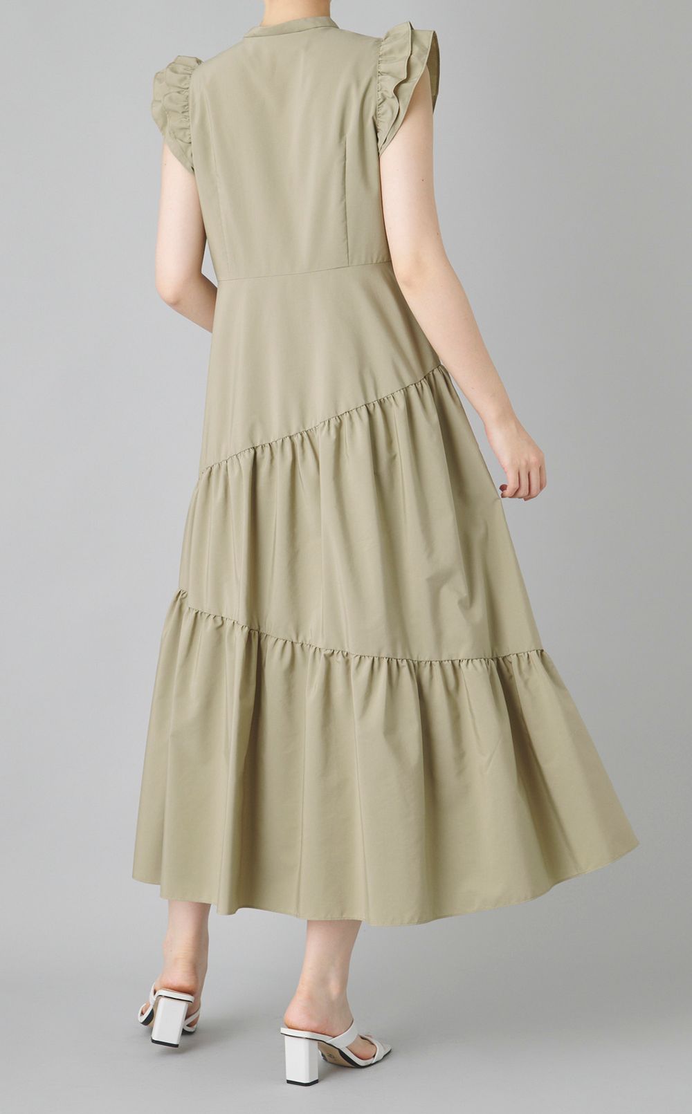 カットワークティアードワンピース