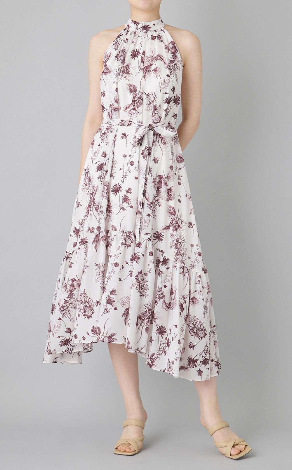 ホルターネックフラワーワンピース