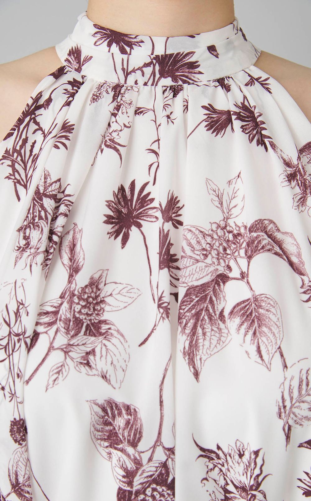 ホルターネックフラワーワンピース