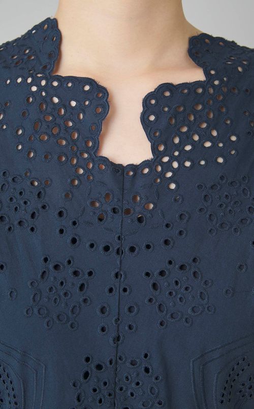 スカラレースカットワークワンピース