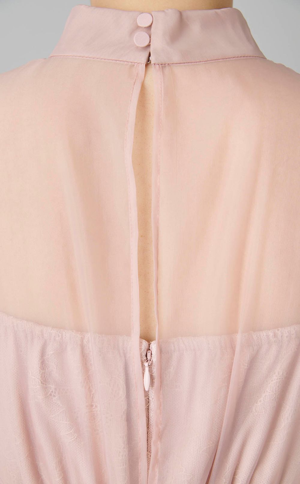 チュールレースレイヤードドレス