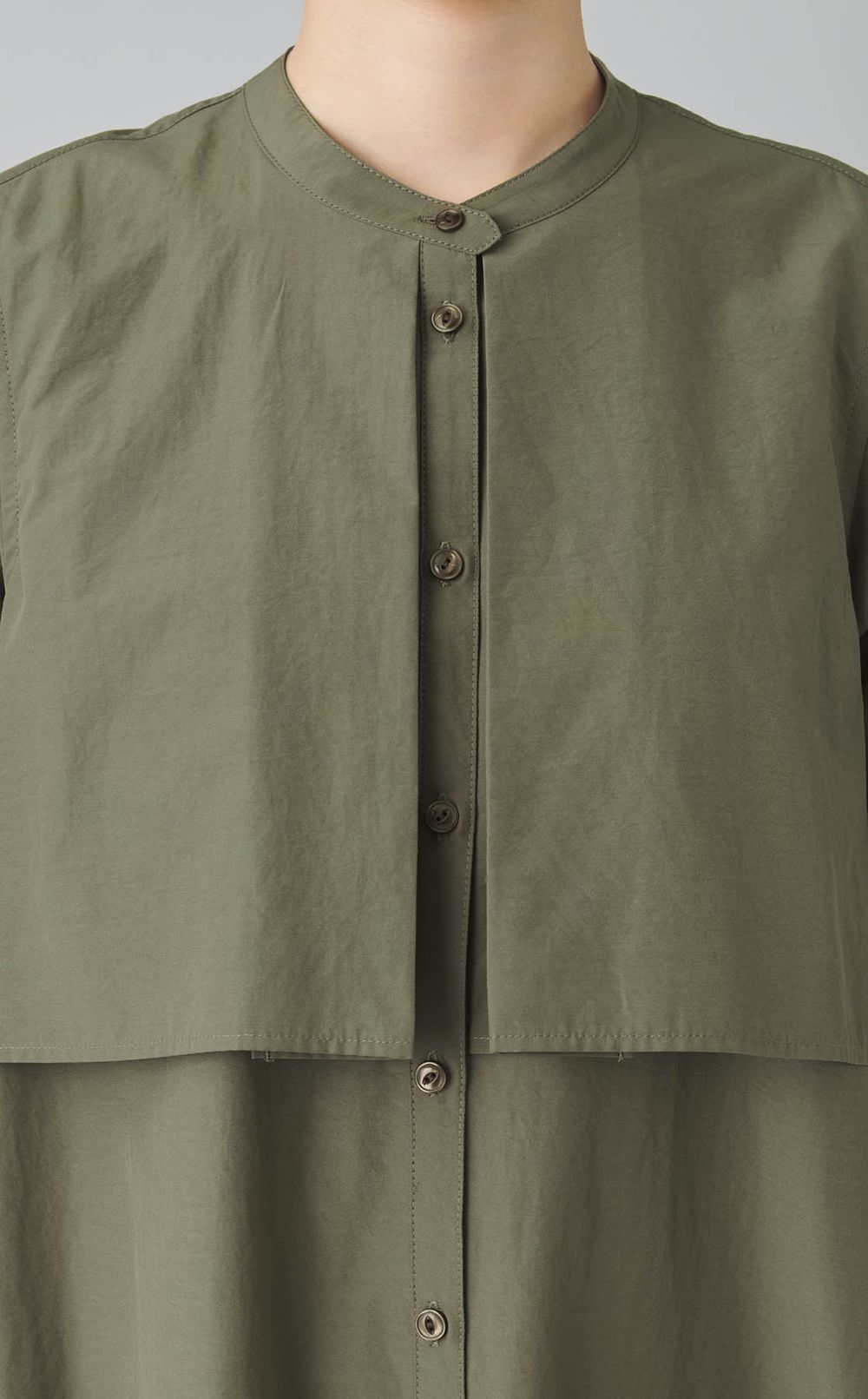 バックタックフラップワンピース