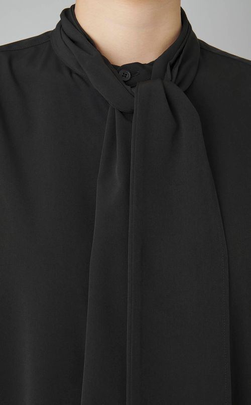 ボウタイビッグシャツ