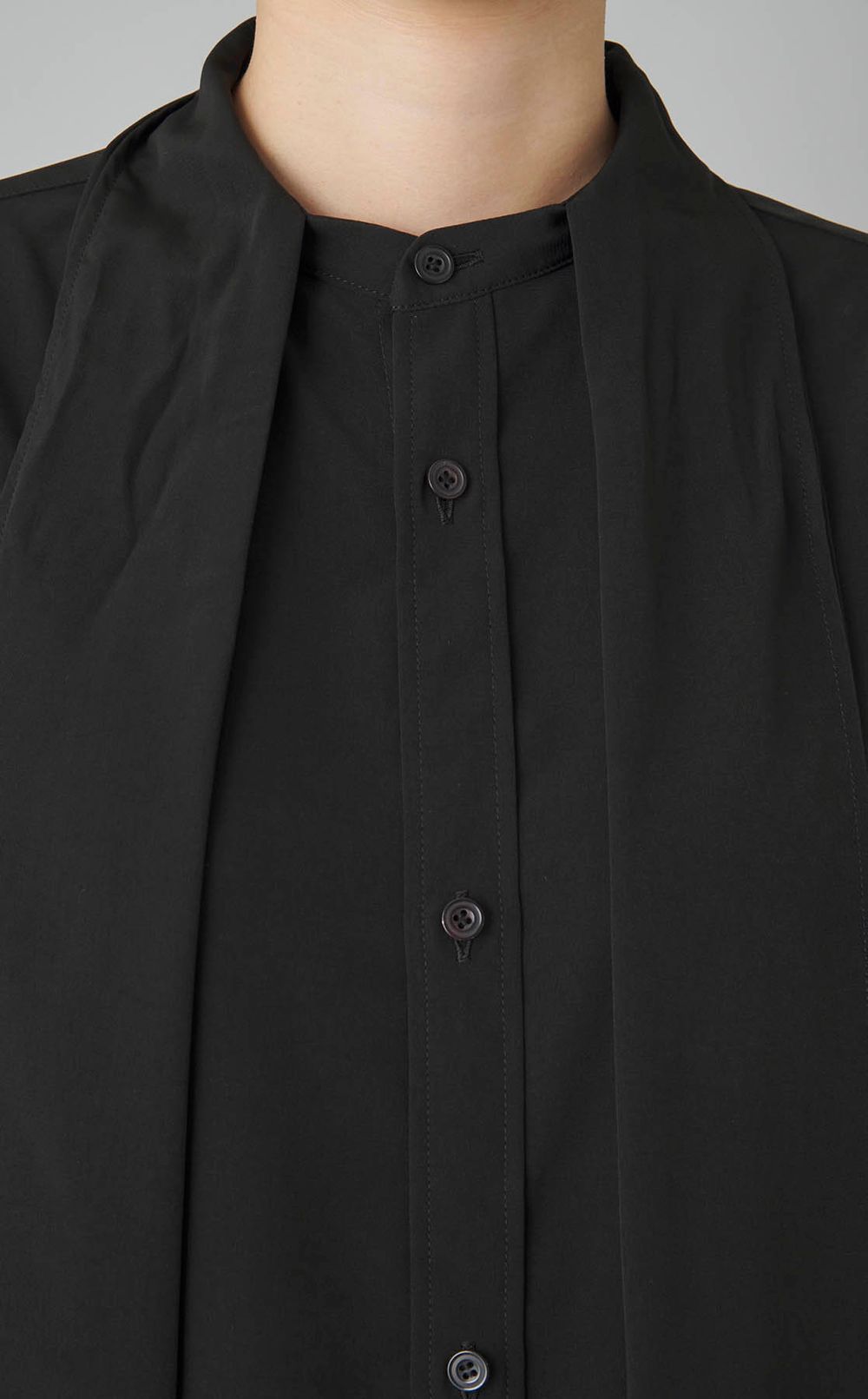 ボウタイビッグシャツ