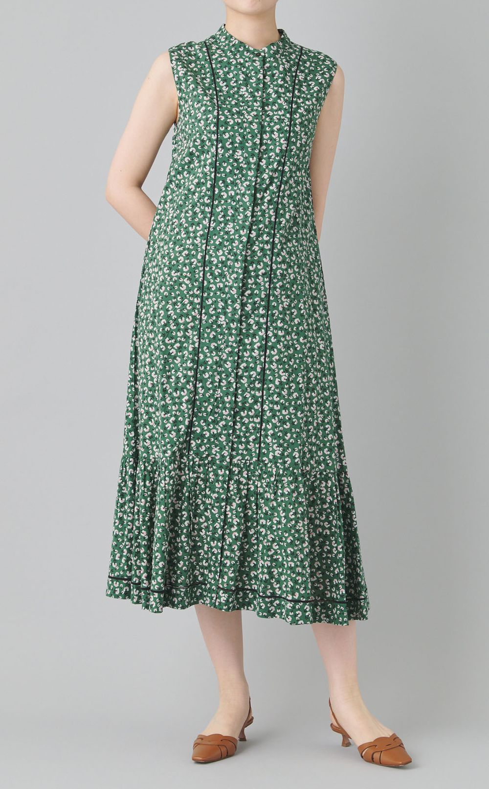 フラワープリントノースリーブワンピース