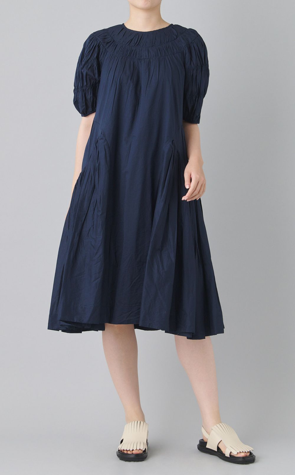 コットンギャザーヨークドレス