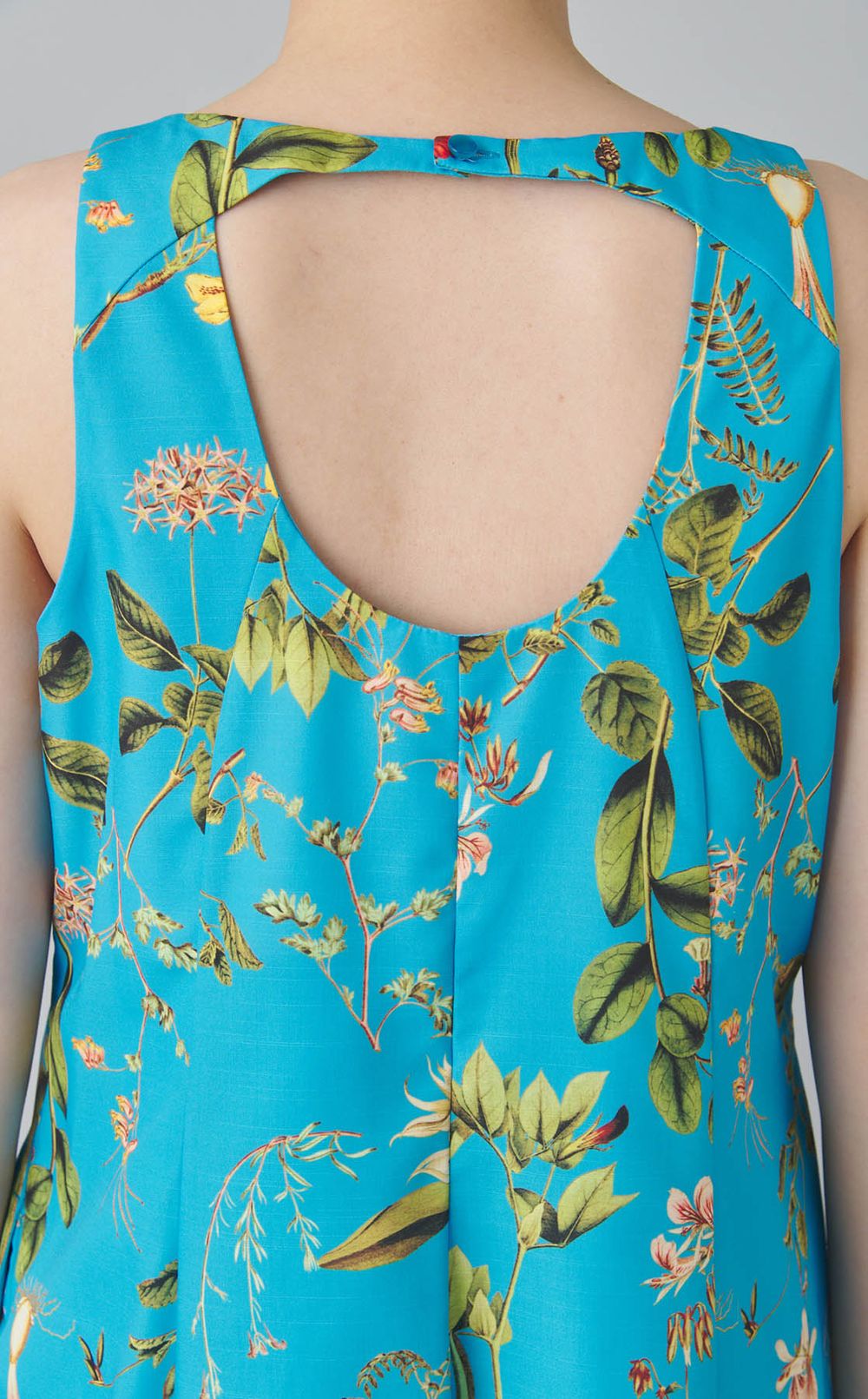 ボタニカルプリントフレアワンピース