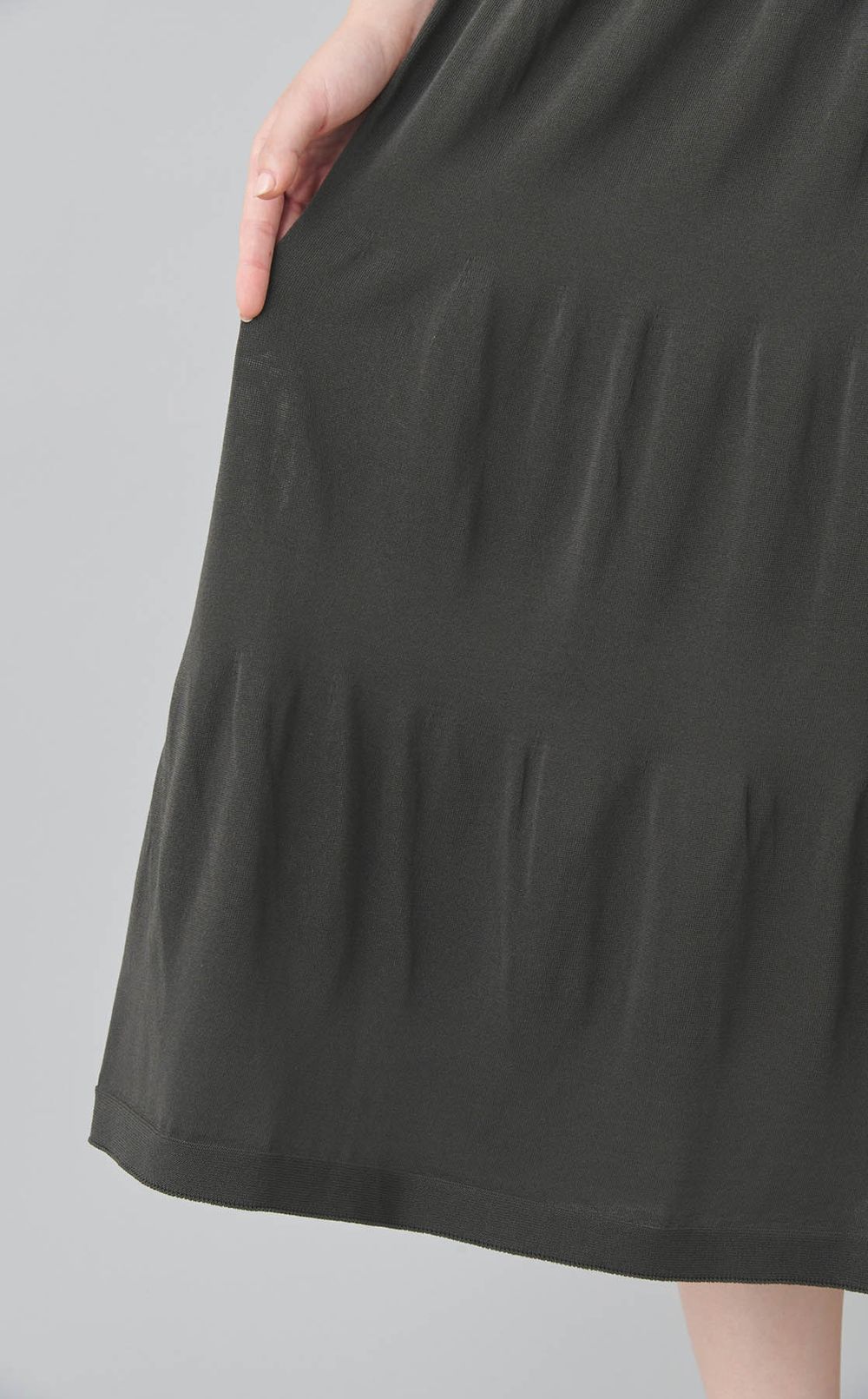 ハーフスリーブフレアワンピース