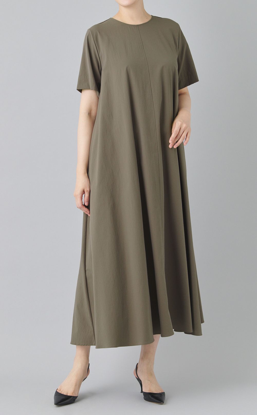 クルーネックテントラインワンピース
