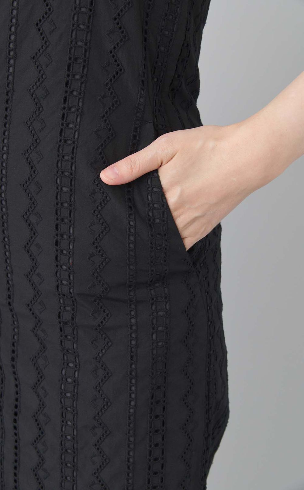 オーバーレースサロペット