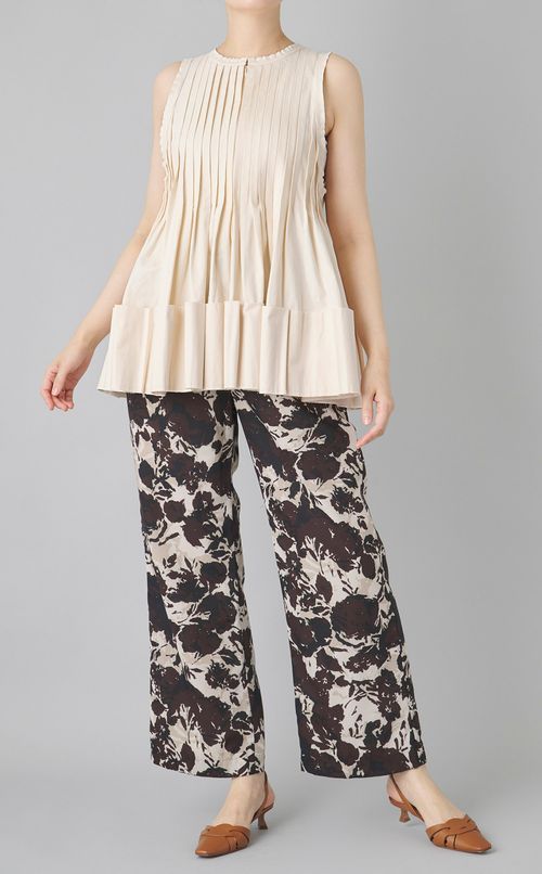 タックフレアペプラムブラウス