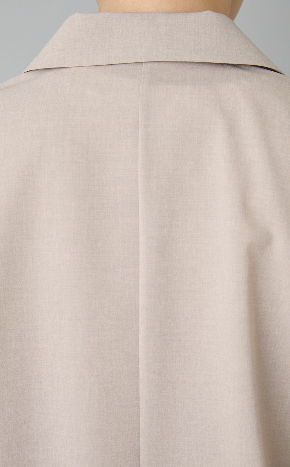 ショートスリーブジャケット